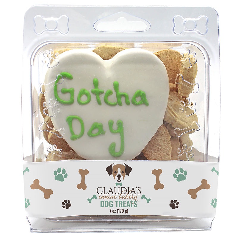 Claudia's Canine Bakery 7oz Gotcha Day Clamshell